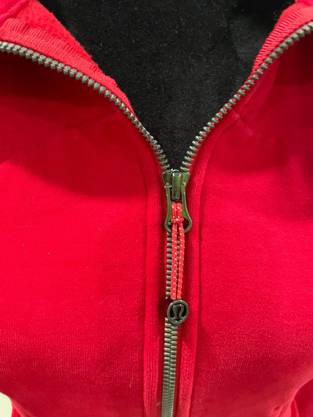 Lululemon Scuba Hoodie 20Y Collection Classic Cotton Fleece Dark Red 4 W4BBSS - Picture 3 of 12